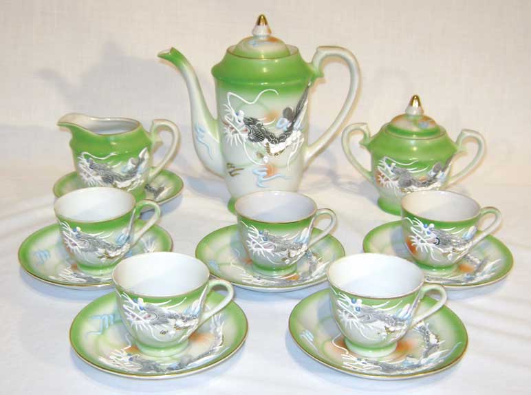 Grn Tea Set